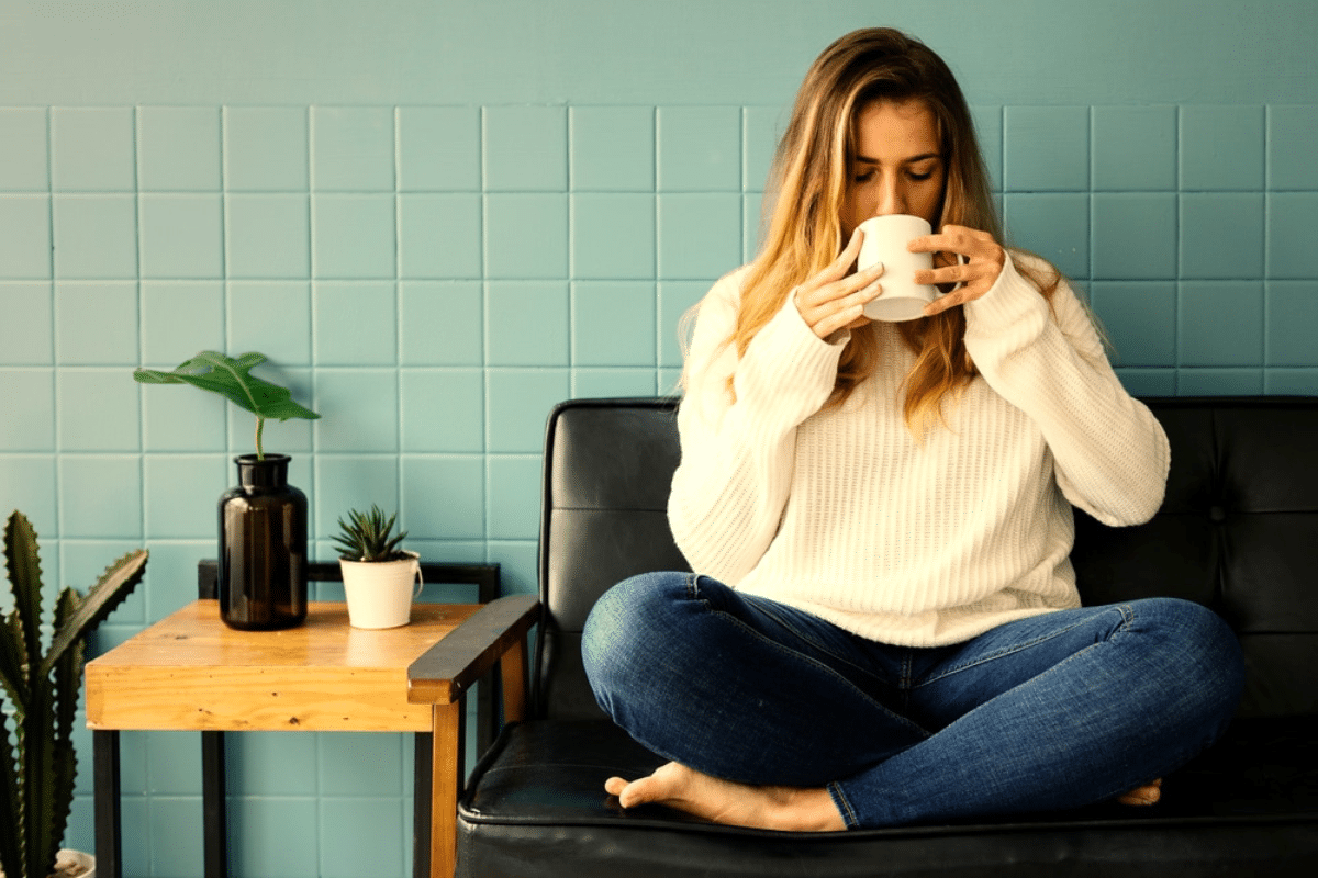 Can I Drink Coffee After a Tooth Extraction? Guide by our dentist in Bowling Green, KY